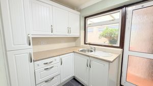 Beacon Close- click for photo gallery